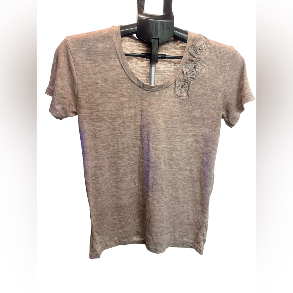 Alternative Women's Short Sleeve Top in Soft Brown Flower Shoulder Made in Egypt